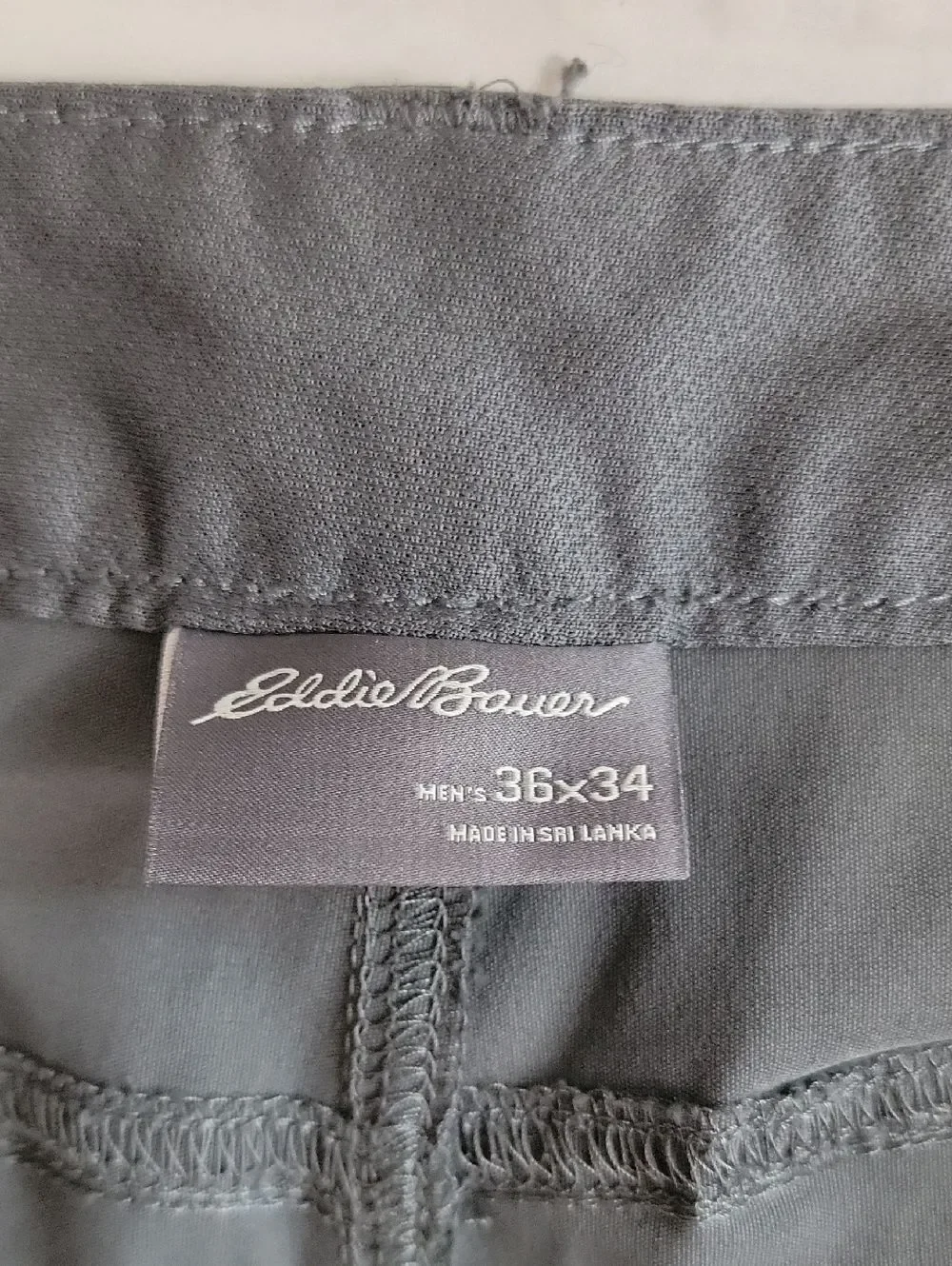 Eddie Bauer Travex Gray Cargo Shorts - Lightweight Nylon Utility Mens 36 X 34